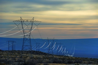 Strožja pravila za grosistično trgovanje z energijo 