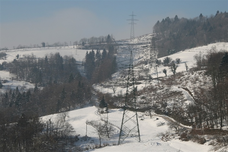 Dela na daljnovodu Beričevo-Krško dobro napredujejo