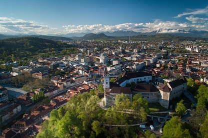 Vitalni pomen mest pri prehodu v trajnostne oblike bivanja