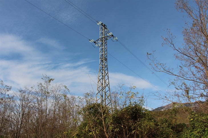 Neurja ponovno povzročajo težave na elektroenergetskem omrežju